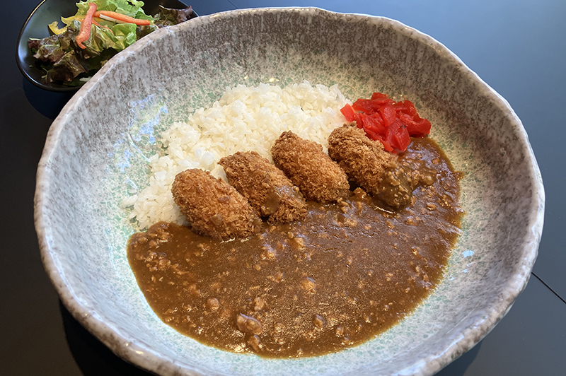 広島産カキフライカレー御膳.jpeg